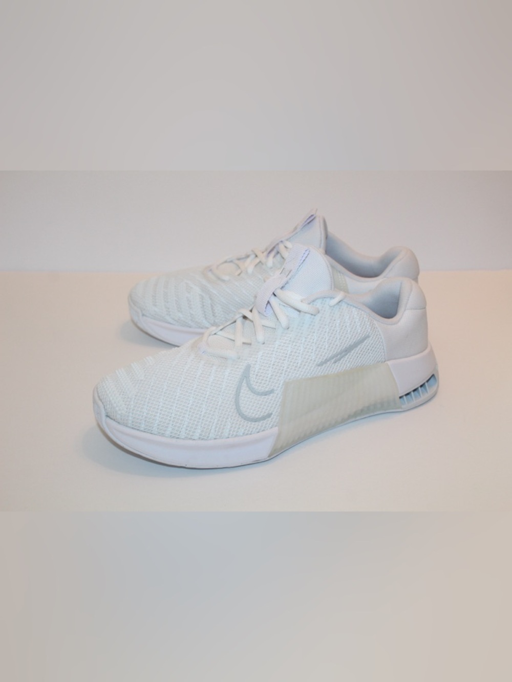 Nike Metcon 9 Women’s Athletic Shoes Size 10 NEW